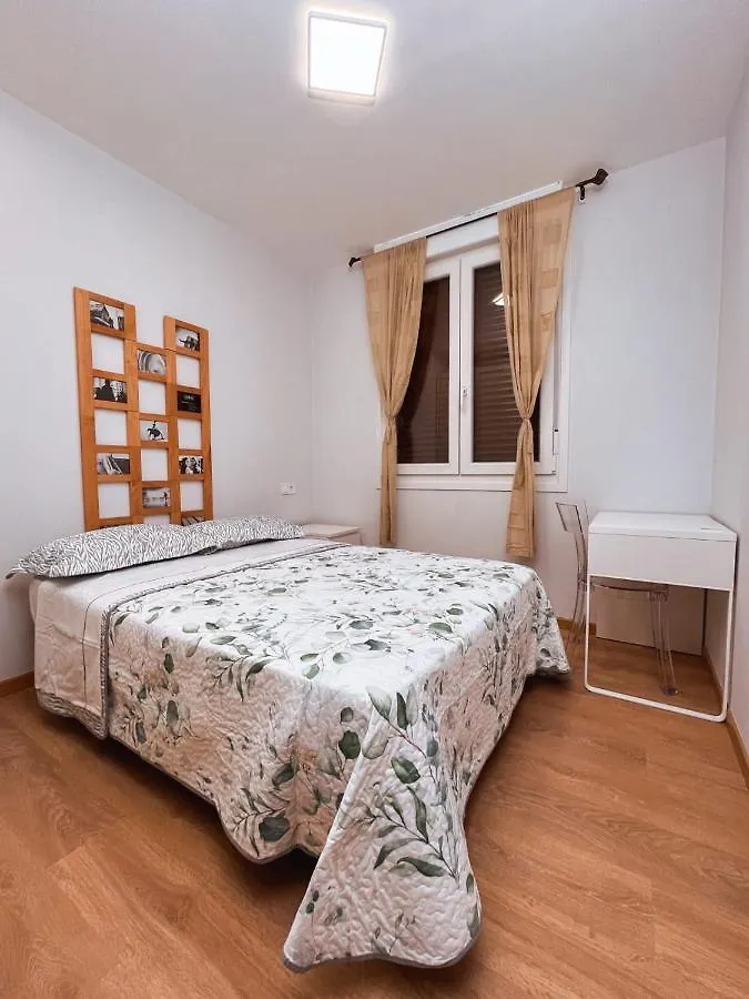Ubytování v soukromí Apartmán Habitacion En Vivienda Centrica Bilbao